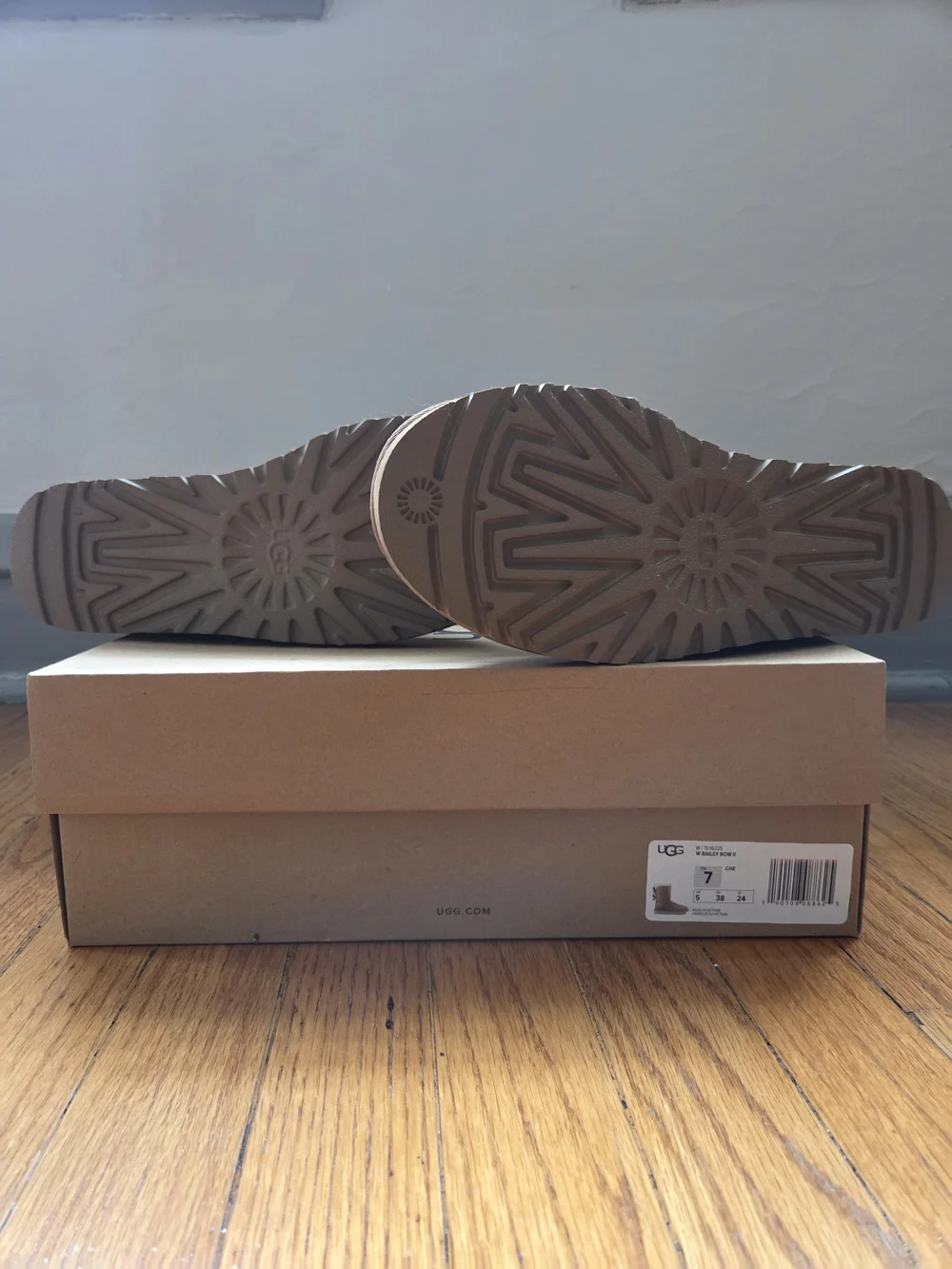 UGG Bailey Bow II Genuine Shearling Boot - Chestnut